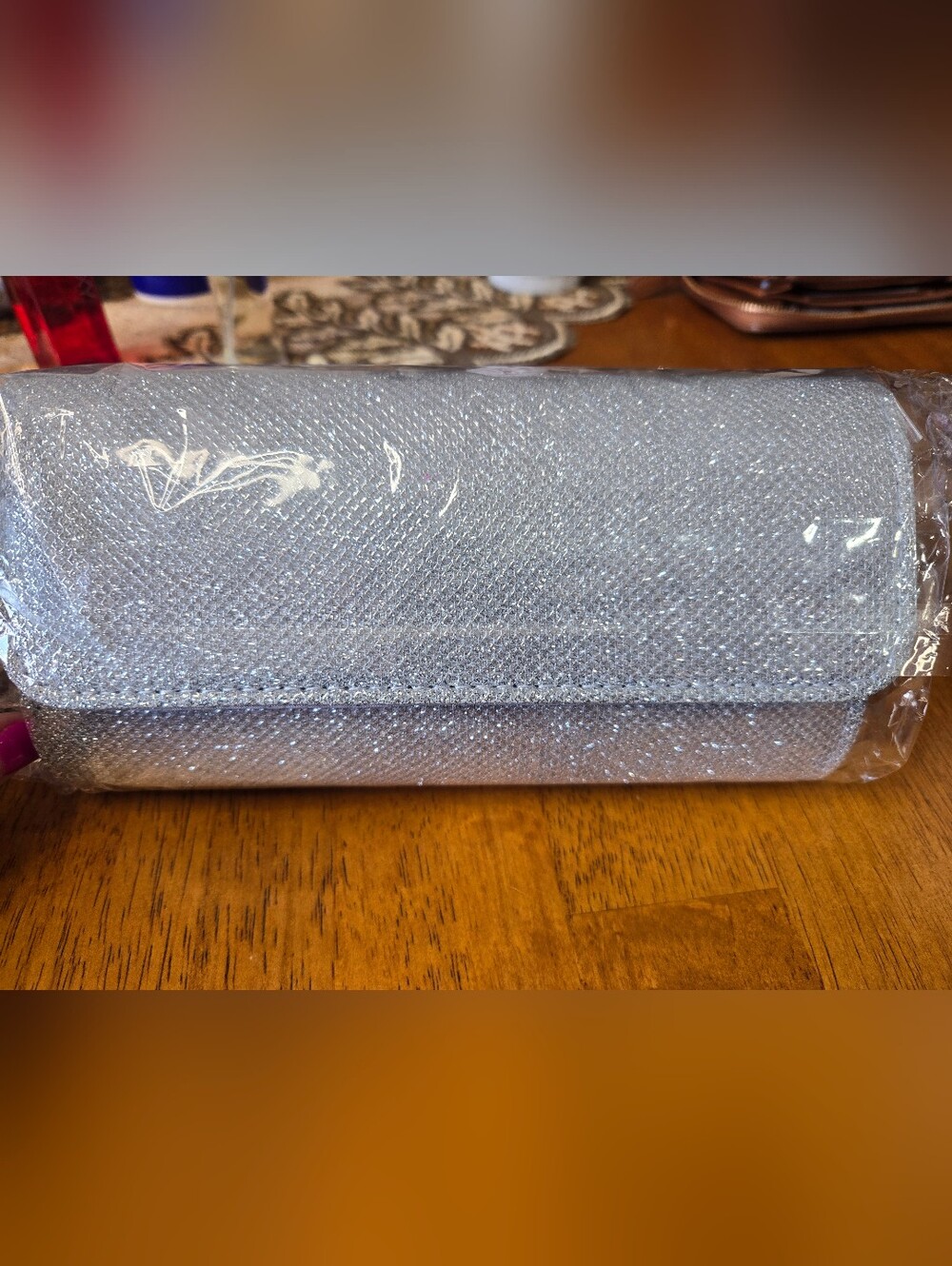 Elegant Silver Glitter Women’s Clutch